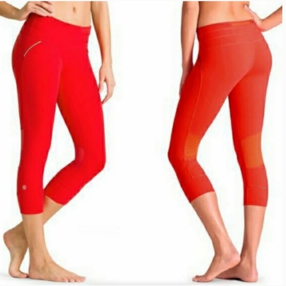 Athleta sz Med Coral Relay Capri Leggings